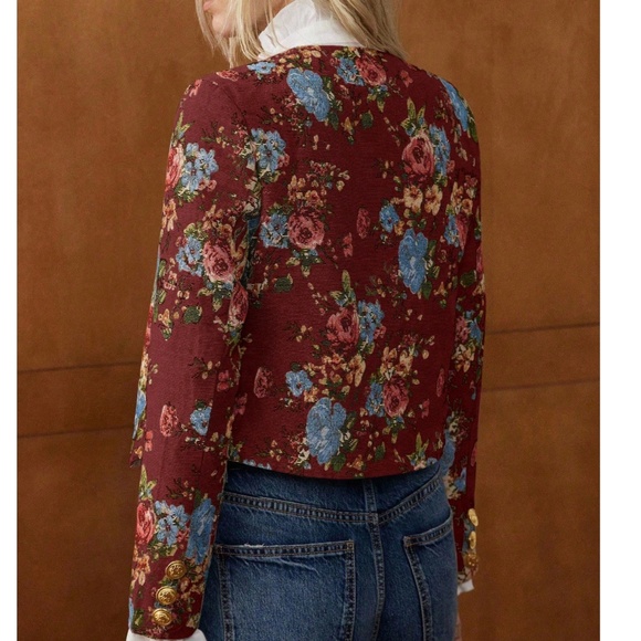 Classic Floral Tapestry Button Detail Jacket - Picture 9 of 11